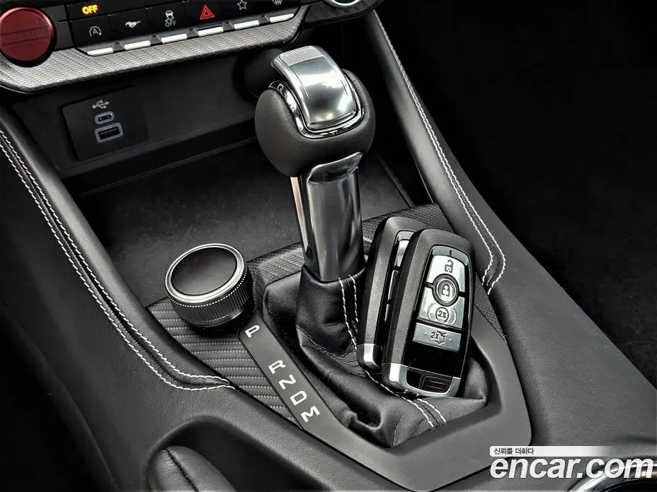 Ford Mustang 2025 5.0 автомат (гидро), фото 9