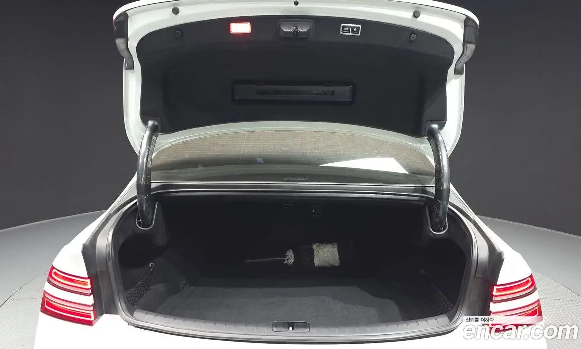 Genesis G80 2024 2.5 автомат (гидро), фото 25