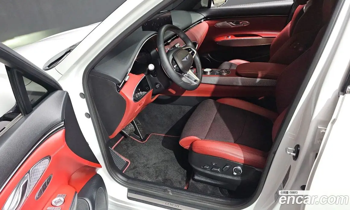 Genesis GV70 2021 2.5 автомат (гидро), фото 13