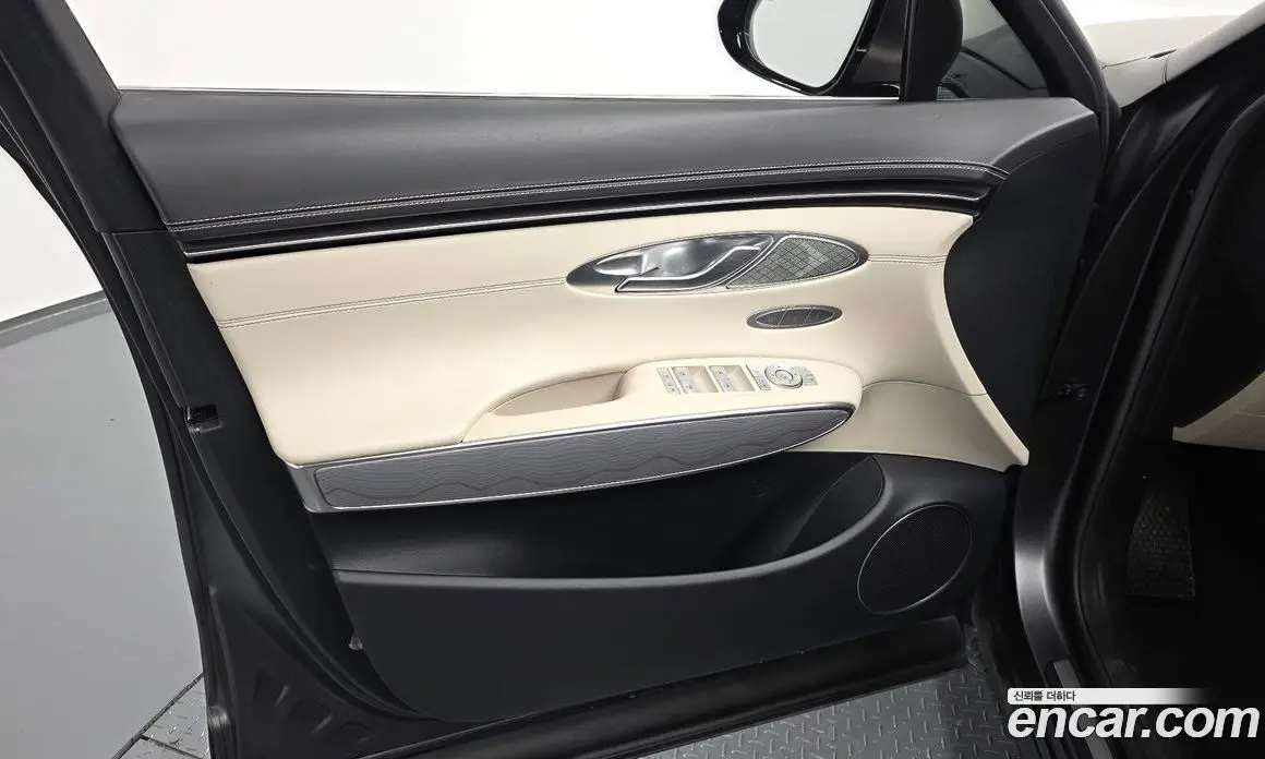 Genesis GV70 2021 2.5 автомат (гидро), фото 14