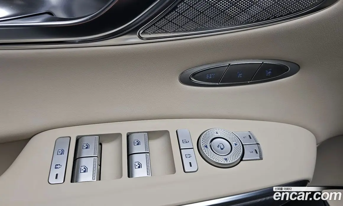 Genesis GV70 2023 2.5 автомат (гидро), фото 25