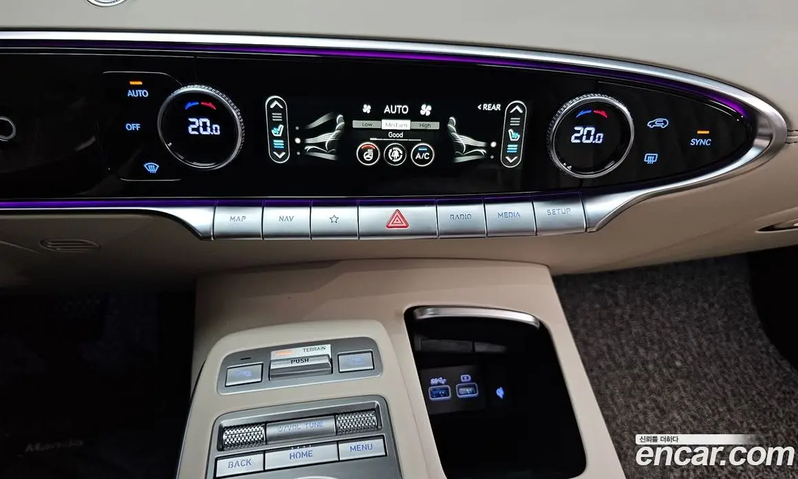 Genesis GV70 2023 2.5 автомат (гидро), фото 29