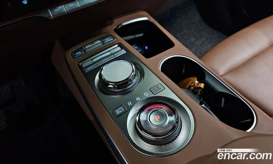 Genesis GV70 2023 2.5 автомат (гидро), фото 12