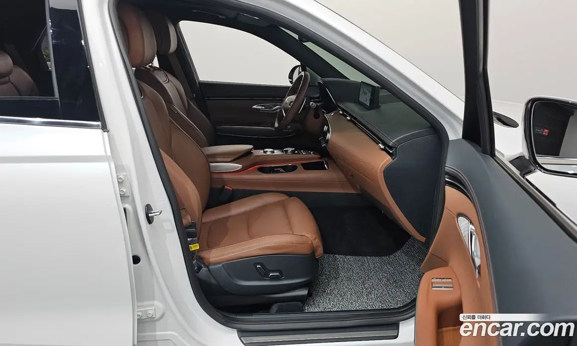 Genesis GV70 2023 2.5 автомат (гидро), фото 16