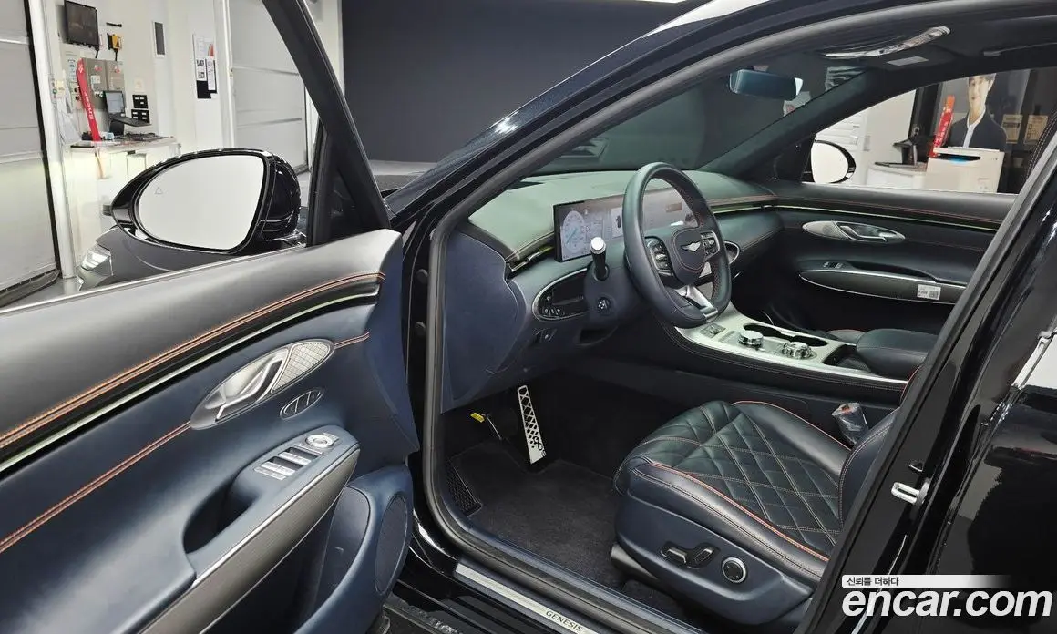 Genesis GV70 2024 2.5 автомат (гидро), фото 13
