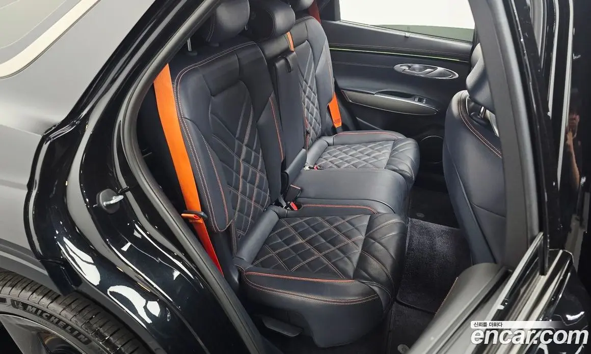 Genesis GV70 2024 2.5 автомат (гидро), фото 16