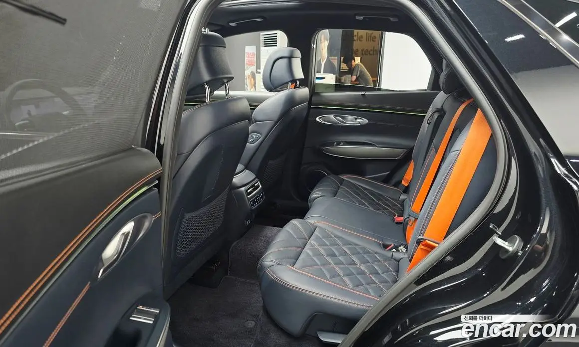 Genesis GV70 2024 2.5 автомат (гидро), фото 17
