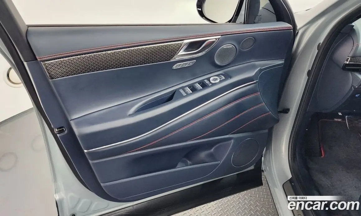 Genesis GV80 2024 3.5 автомат (гидро), фото 14