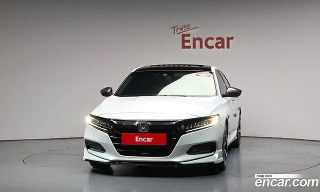 Honda Accord 2018 2.0 автомат (гидро), миниатюра 2
