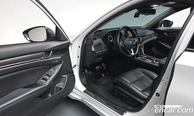 Honda Accord 2018 2.0 автомат (гидро), миниатюра 12