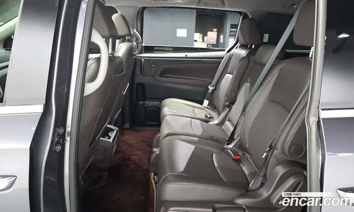 Honda Odyssey 2019 3.5 автомат (гидро), фото 11
