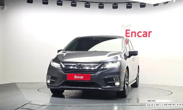 Honda Odyssey 2019 3.5 автомат (гидро), миниатюра 3