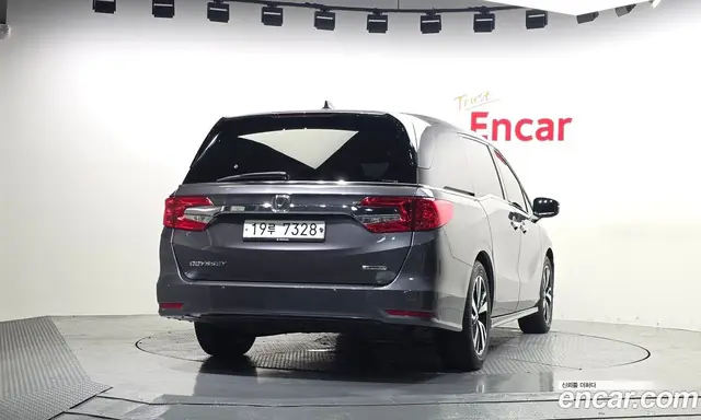 Honda Odyssey 2019 3.5 автомат (гидро), миниатюра 4