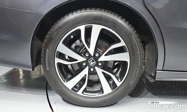 Honda Odyssey 2019 3.5 автомат (гидро), миниатюра 5