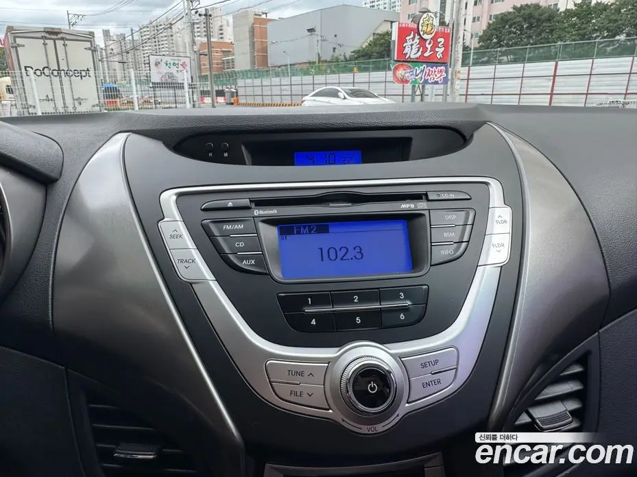 Hyundai Avante 2012 1.6 автомат (гидро), фото 17