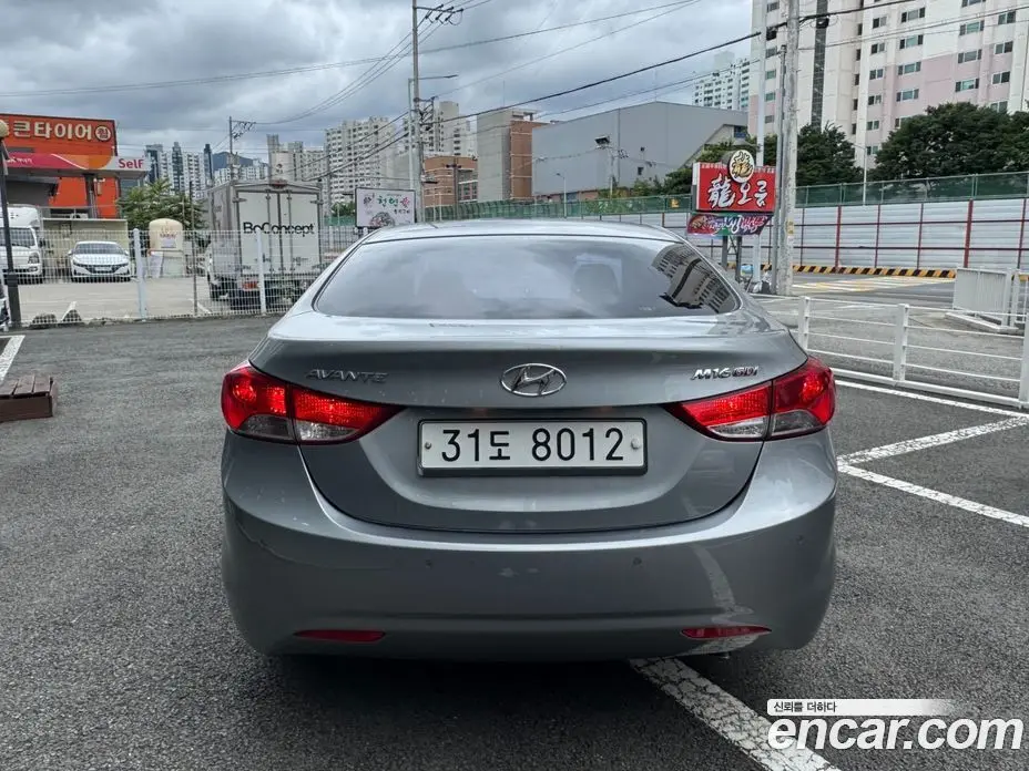 Hyundai Avante 2012 1.6 автомат (гидро), фото 4
