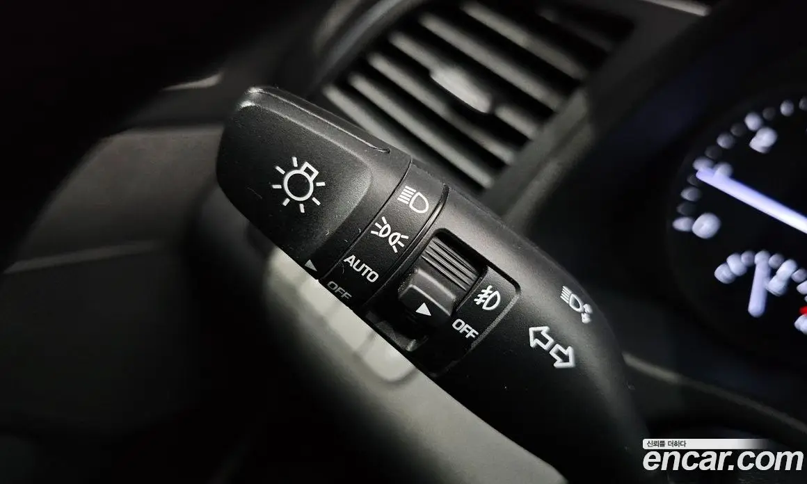 Hyundai Avante 2017 1.6 автомат (гидро), фото 26
