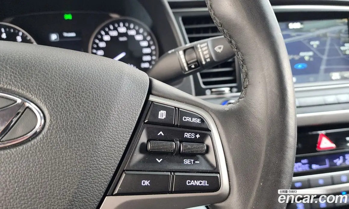 Hyundai Avante 2018 1.6 автомат (гидро), фото 16