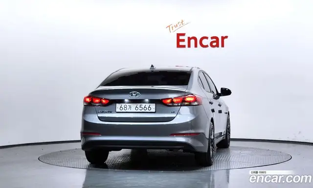 Hyundai Avante 2018 1.6 автомат (гидро), миниатюра 4