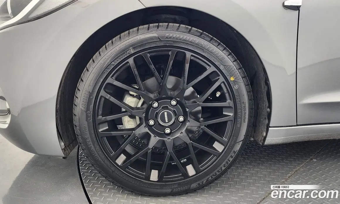 Hyundai Avante 2018 1.6 автомат (гидро), фото 5