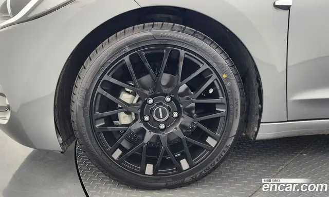 Hyundai Avante 2018 1.6 автомат (гидро), миниатюра 5