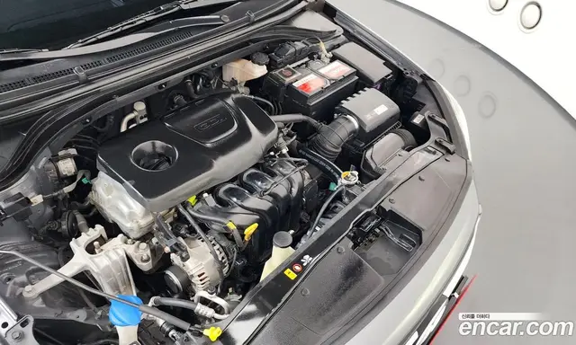 Hyundai Avante 2018 1.6 автомат (гидро), миниатюра 6