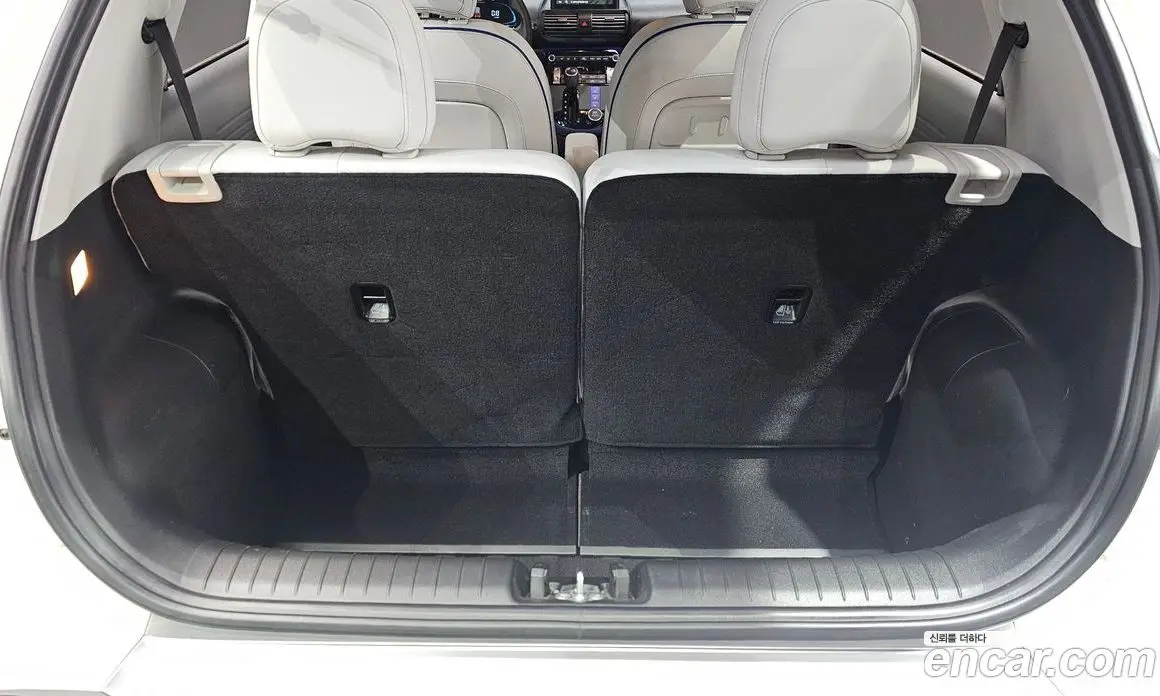 Hyundai Casper 2024 1.0 автомат (гидро), фото 16