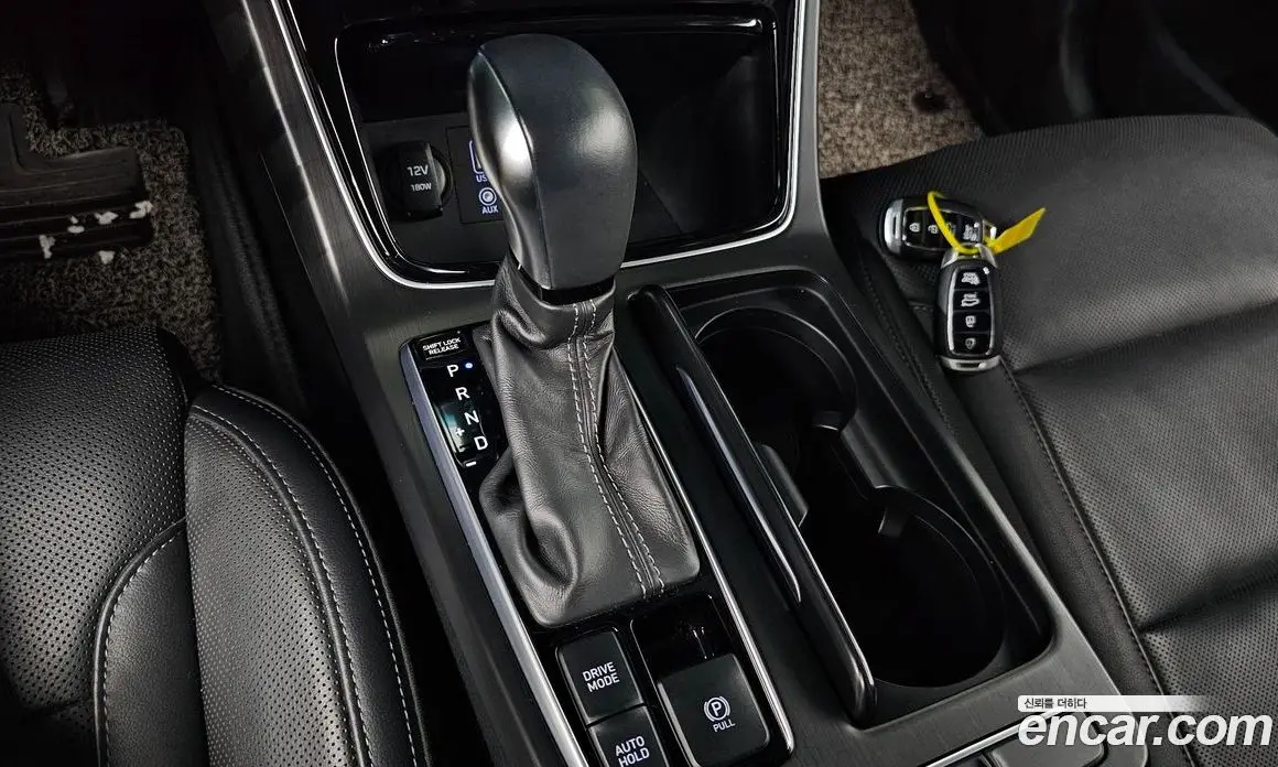 Hyundai Grandeur 2017 2.4 автомат (гидро), фото 11