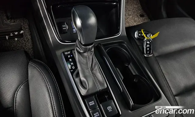 Hyundai Grandeur 2017 2.4 автомат (гидро), миниатюра 11
