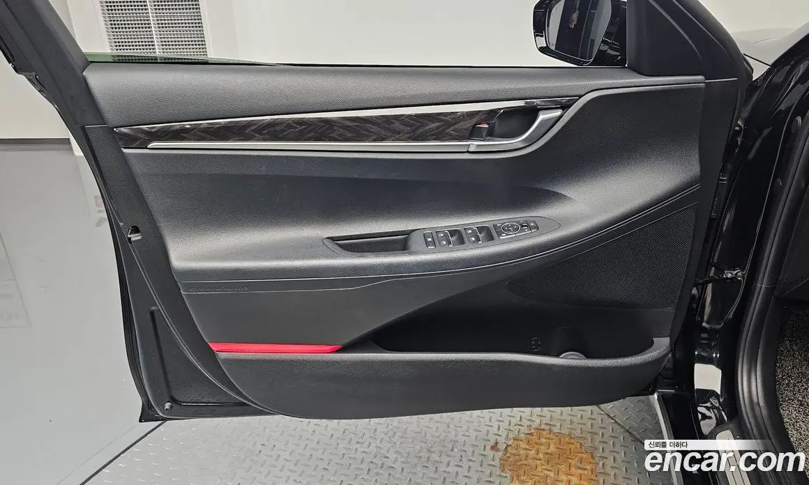 Hyundai Grandeur 2017 2.4 автомат (гидро), фото 13