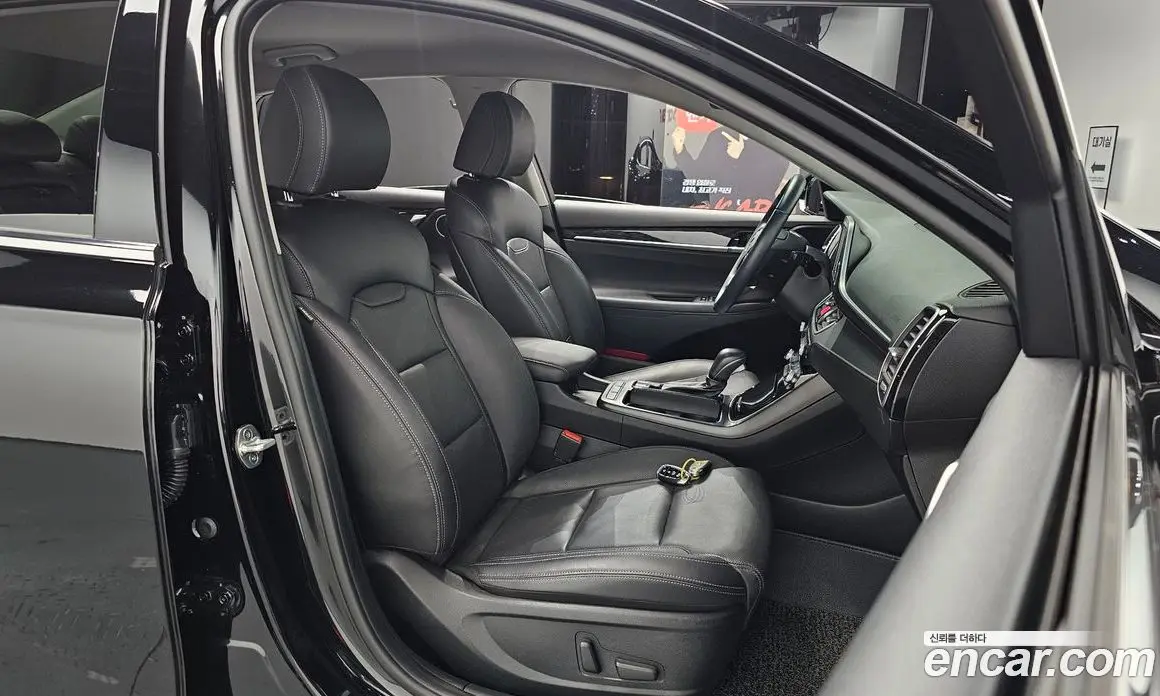 Hyundai Grandeur 2017 2.4 автомат (гидро), фото 15
