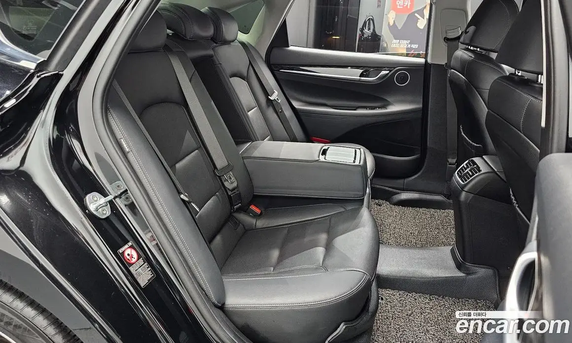 Hyundai Grandeur 2017 2.4 автомат (гидро), фото 17