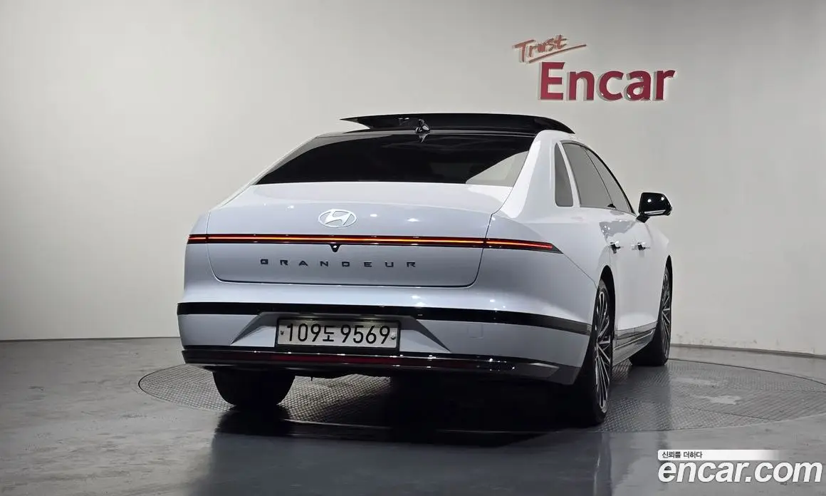 Hyundai Grandeur 2022 3.5 автомат (гидро), фото 4