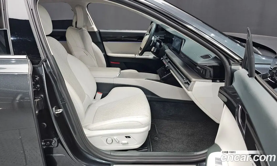 Hyundai Grandeur 2023 2.5 автомат (гидро), фото 15
