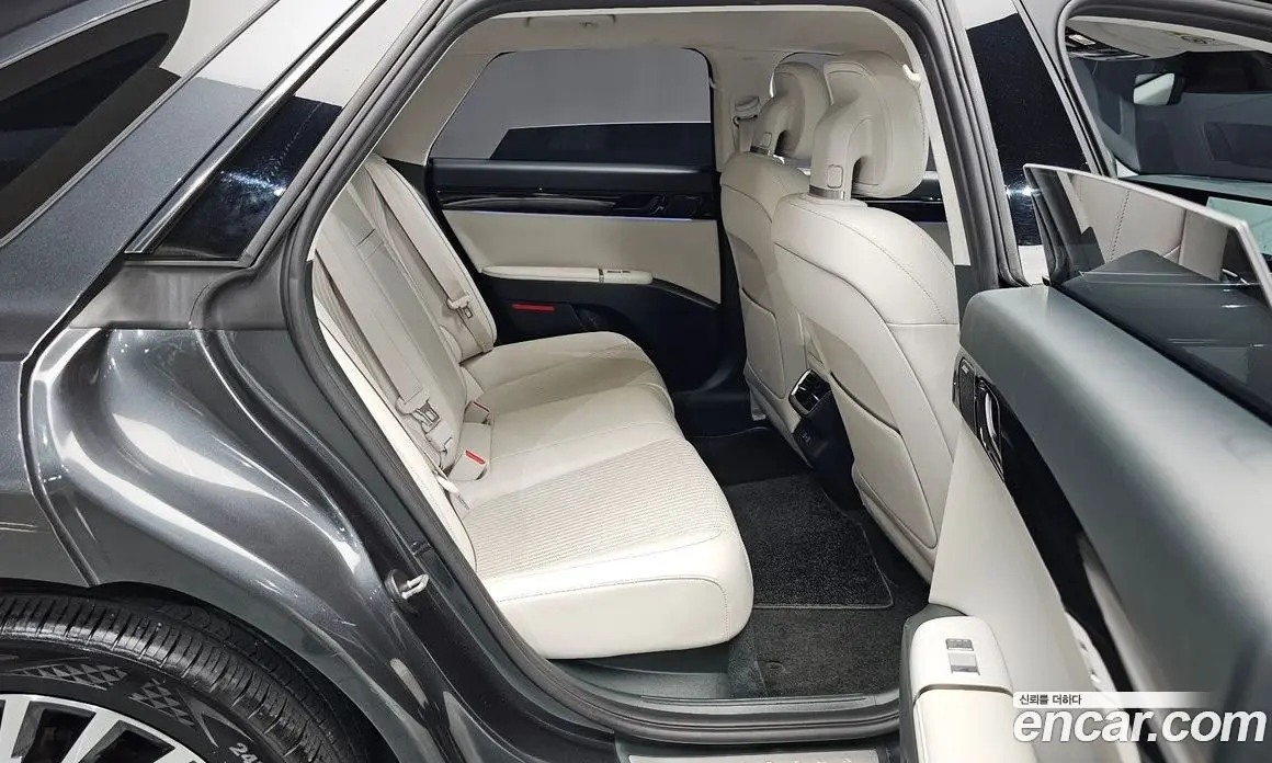 Hyundai Grandeur 2023 2.5 автомат (гидро), фото 16