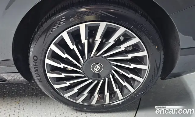 Hyundai Grandeur 2023 2.5 автомат (гидро), миниатюра 6