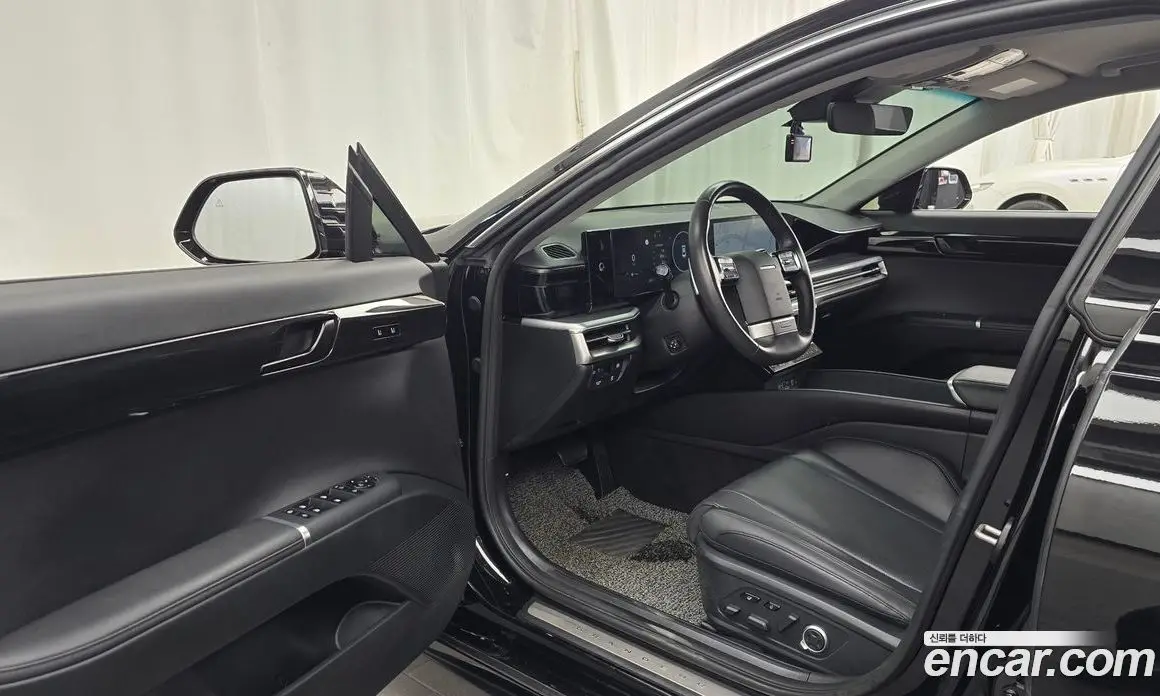 Hyundai Grandeur 2023 2.5 автомат (гидро), фото 13