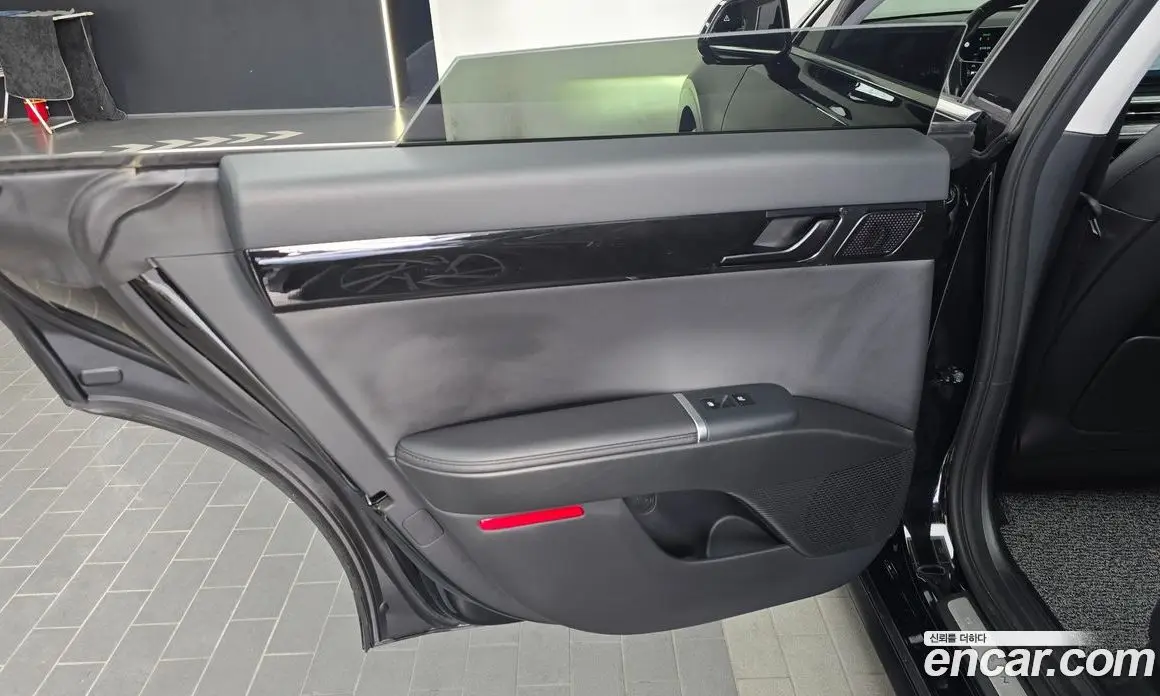 Hyundai Grandeur 2023 2.5 автомат (гидро), фото 15