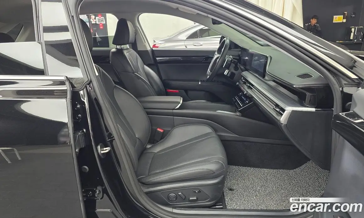 Hyundai Grandeur 2023 2.5 автомат (гидро), фото 17