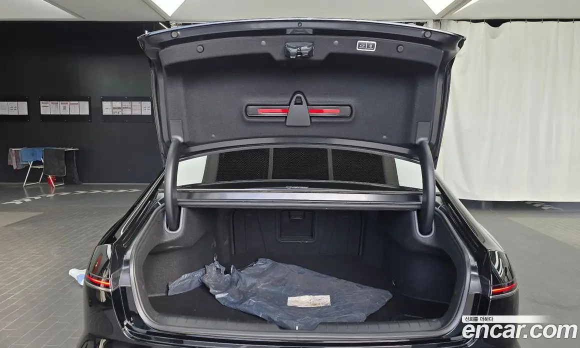 Hyundai Grandeur 2023 2.5 автомат (гидро), фото 26