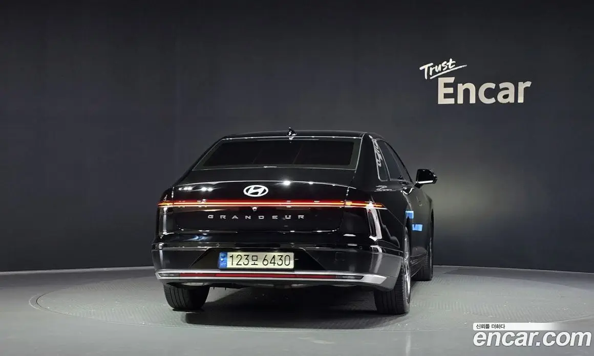 Hyundai Grandeur 2023 2.5 автомат (гидро), фото 4