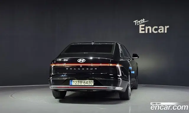 Hyundai Grandeur 2023 2.5 автомат (гидро), миниатюра 4