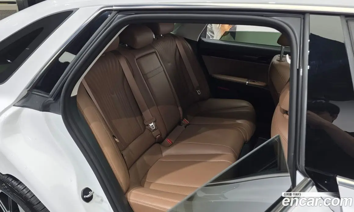 Hyundai Grandeur 2023 2.5 автомат (гидро), фото 18