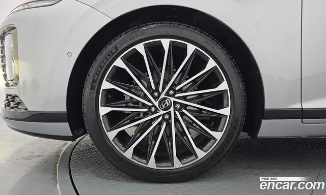 Hyundai Grandeur 2023 2.5 автомат (гидро), миниатюра 5