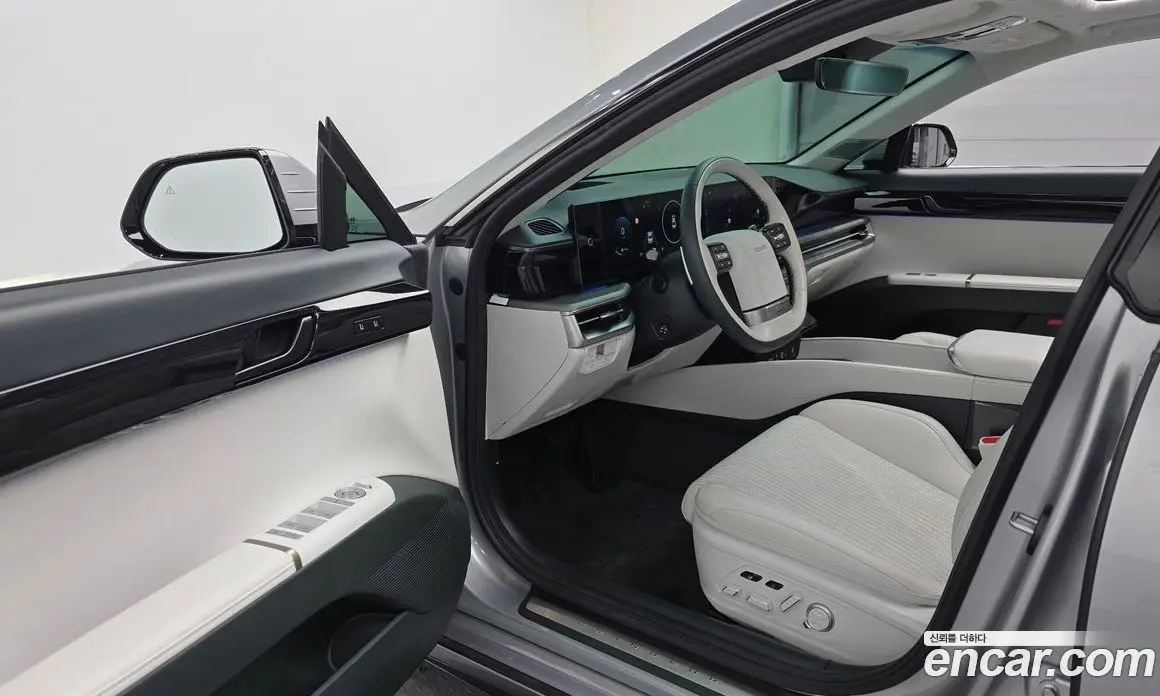 Hyundai Grandeur 2023 2.5 автомат (гидро), фото 10