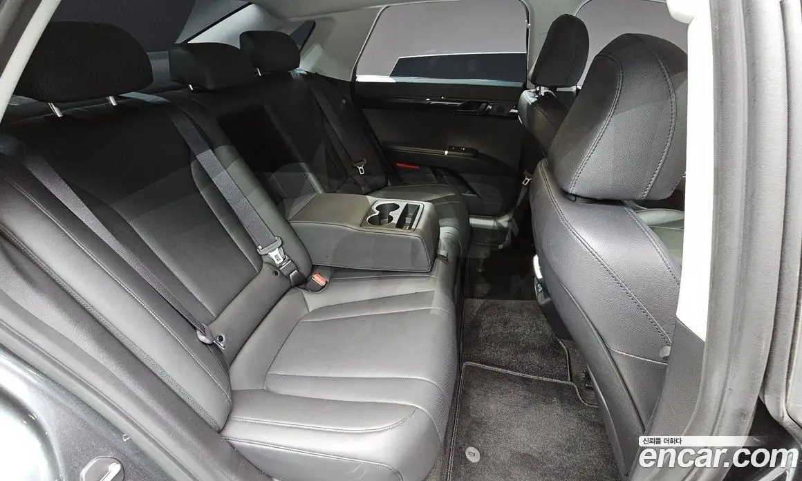 Hyundai Grandeur 2023 2.5 автомат (гидро), фото 24
