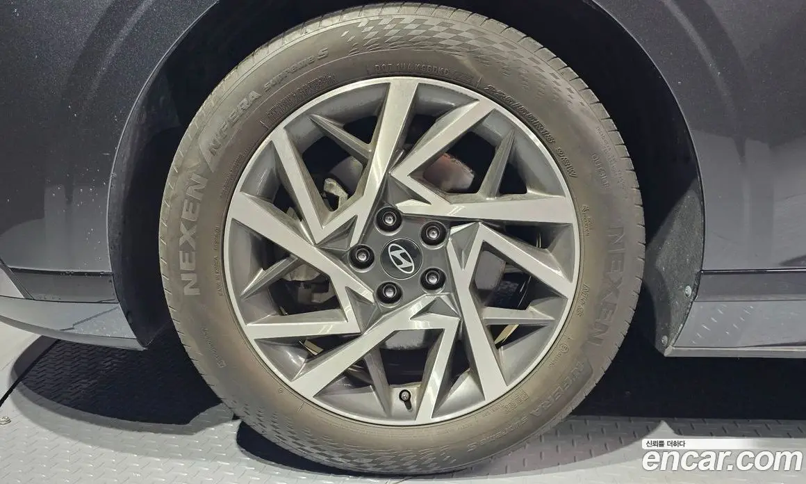 Hyundai Grandeur 2023 2.5 автомат (гидро), фото 5