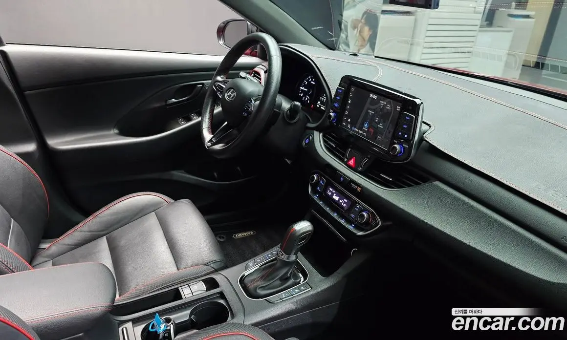 Hyundai i30 2020 1.6 автомат (гидро), фото 19