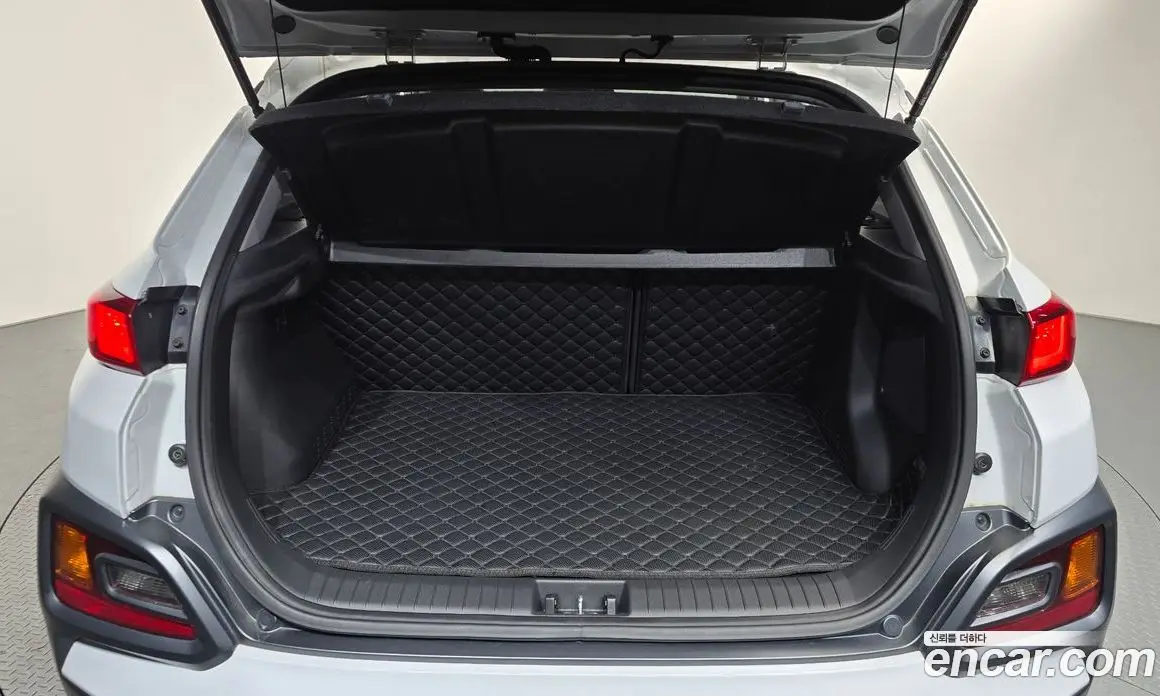 Hyundai Kona 2019 1.6 автомат (гидро), фото 23