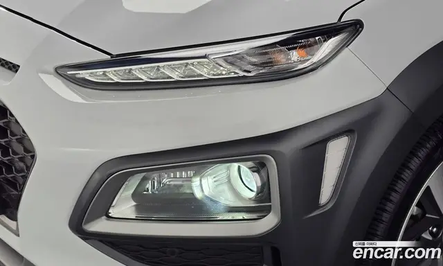 Hyundai Kona 2019 1.6 автомат (гидро), миниатюра 8